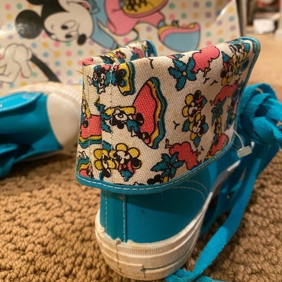 💥Mickey & Minnie Mouse Turquoise Blue Inner Floral Lace Converse Shoes - Picture 5 of 7
